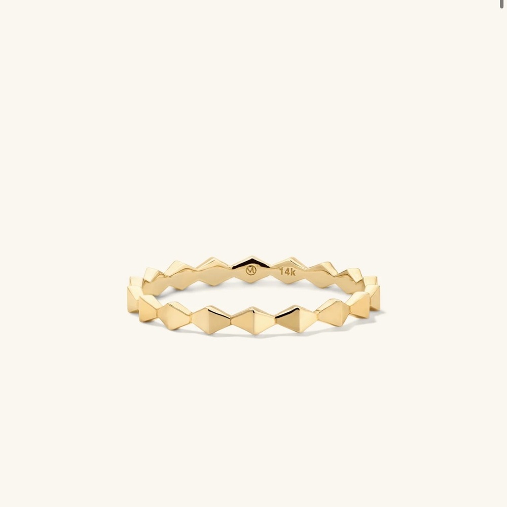 Mejuri Sculpture Ring